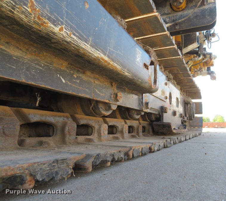 image for item DH1048 2006 Vermeer D24X40 Series II Navigator  directional boring unit