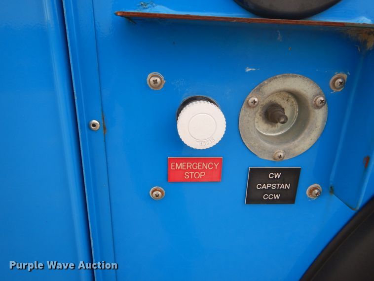 image for item DH5113 2011 International 7300SFA  bucket truck