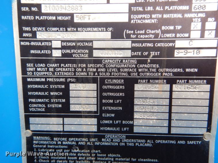 image for item DH5113 2011 International 7300SFA  bucket truck