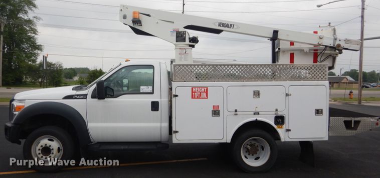 image for item DH5114 2014 Ford F450 Super Duty XL  bucket truck