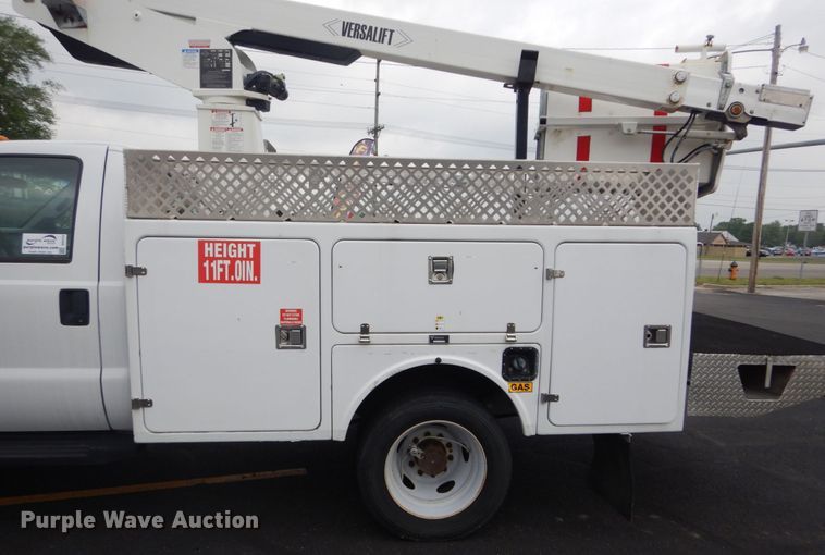 image for item DH5114 2014 Ford F450 Super Duty XL  bucket truck