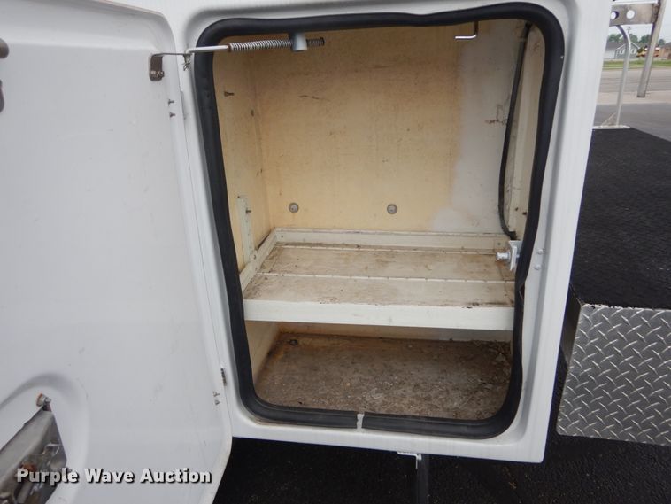 image for item DH5114 2014 Ford F450 Super Duty XL  bucket truck