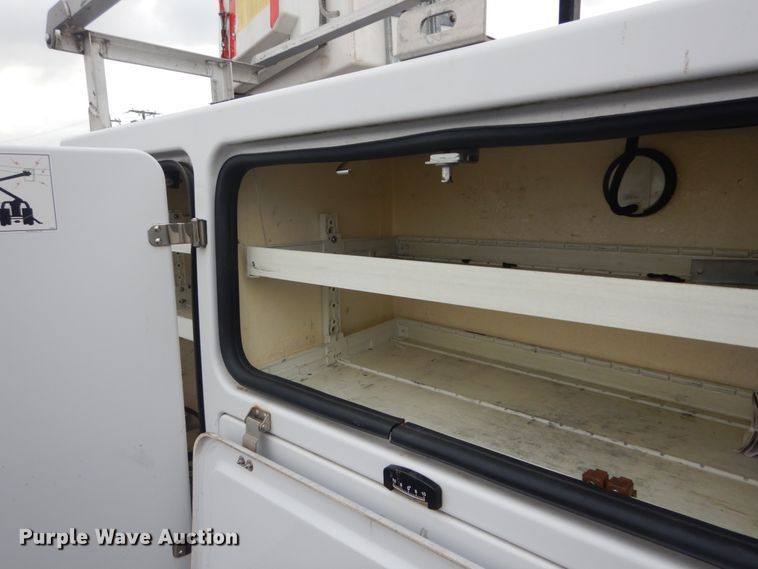 image for item DH5114 2014 Ford F450 Super Duty XL  bucket truck