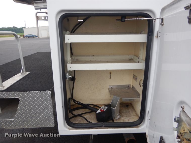 image for item DH5114 2014 Ford F450 Super Duty XL  bucket truck