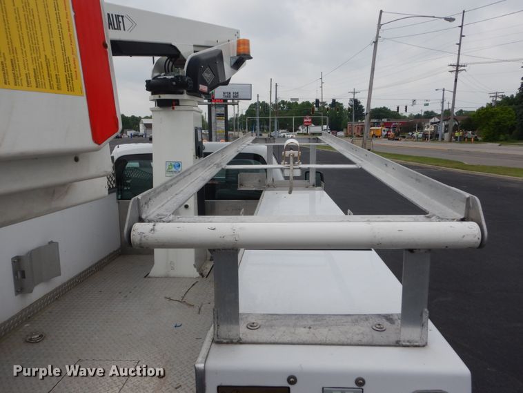 image for item DH5114 2014 Ford F450 Super Duty XL  bucket truck