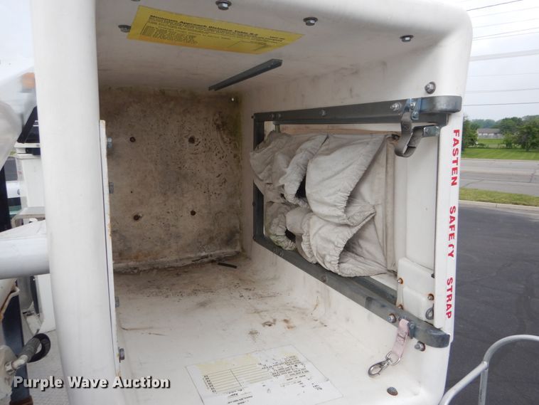 image for item DH5114 2014 Ford F450 Super Duty XL  bucket truck