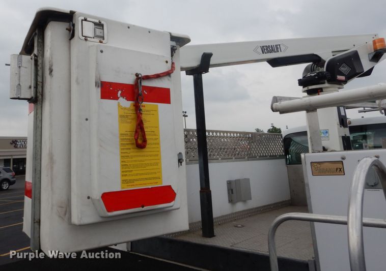 image for item DH5114 2014 Ford F450 Super Duty XL  bucket truck