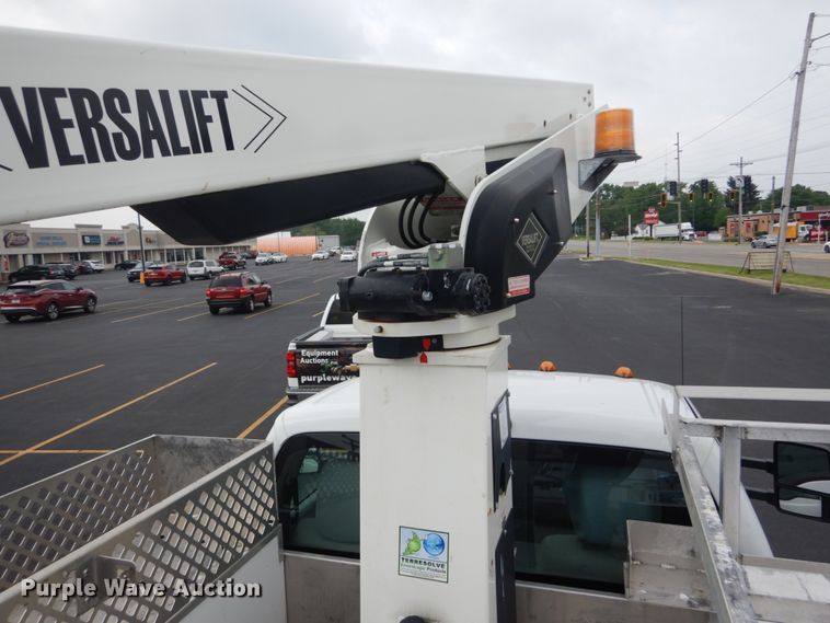 image for item DH5114 2014 Ford F450 Super Duty XL  bucket truck