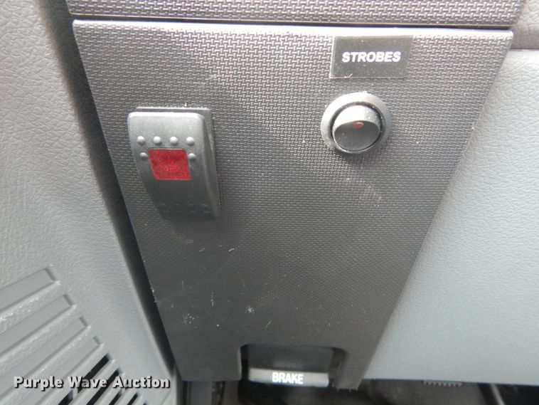 image for item DH5114 2014 Ford F450 Super Duty XL  bucket truck