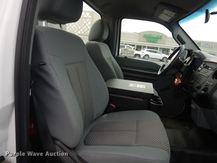 image for item DH5114 2014 Ford F450 Super Duty XL  bucket truck