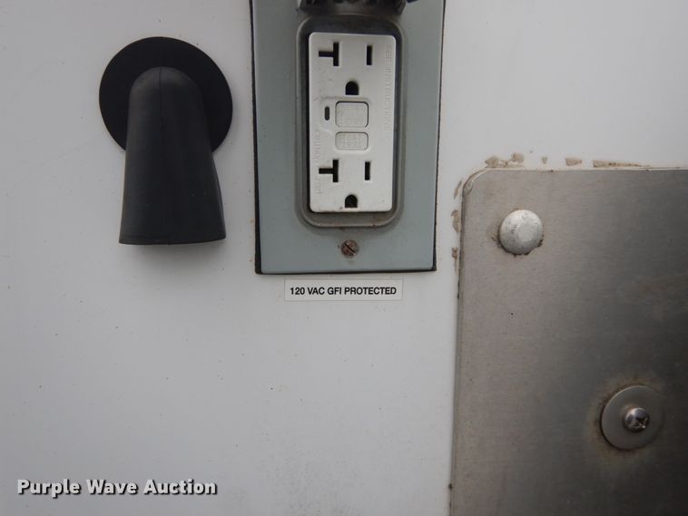 image for item DH5114 2014 Ford F450 Super Duty XL  bucket truck