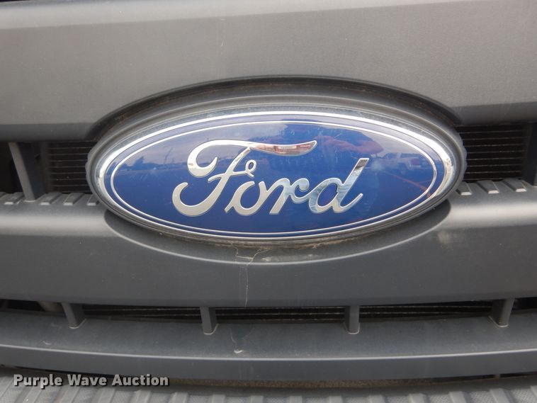 image for item DH5114 2014 Ford F450 Super Duty XL  bucket truck