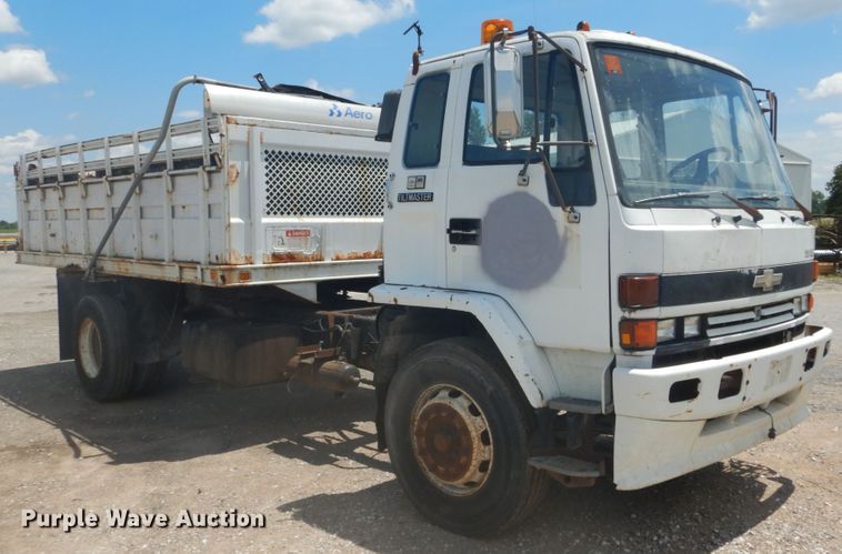 image for item DH5118 1991 Chevrolet Tiltmaster  dump truck