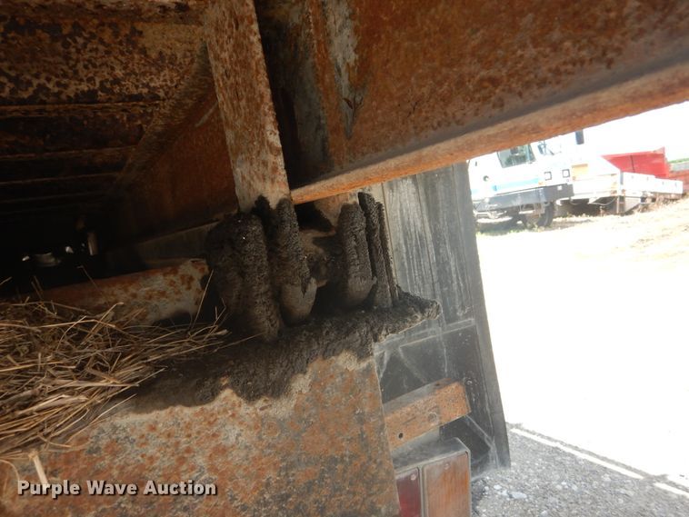 image for item DH5118 1991 Chevrolet Tiltmaster  dump truck