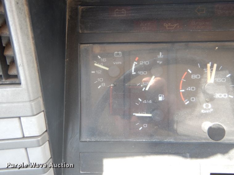 image for item DH5118 1991 Chevrolet Tiltmaster  dump truck