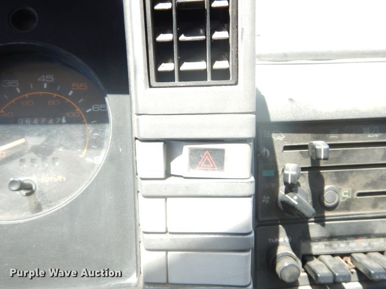 image for item DH5118 1991 Chevrolet Tiltmaster  dump truck