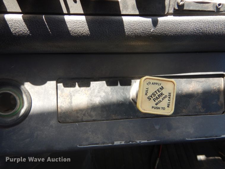 image for item DH5118 1991 Chevrolet Tiltmaster  dump truck