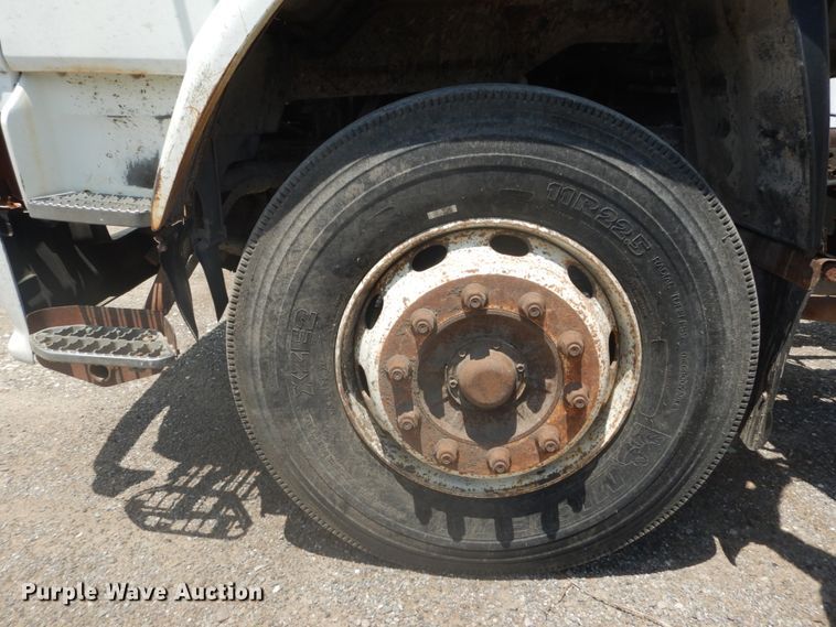 image for item DH5118 1991 Chevrolet Tiltmaster  dump truck