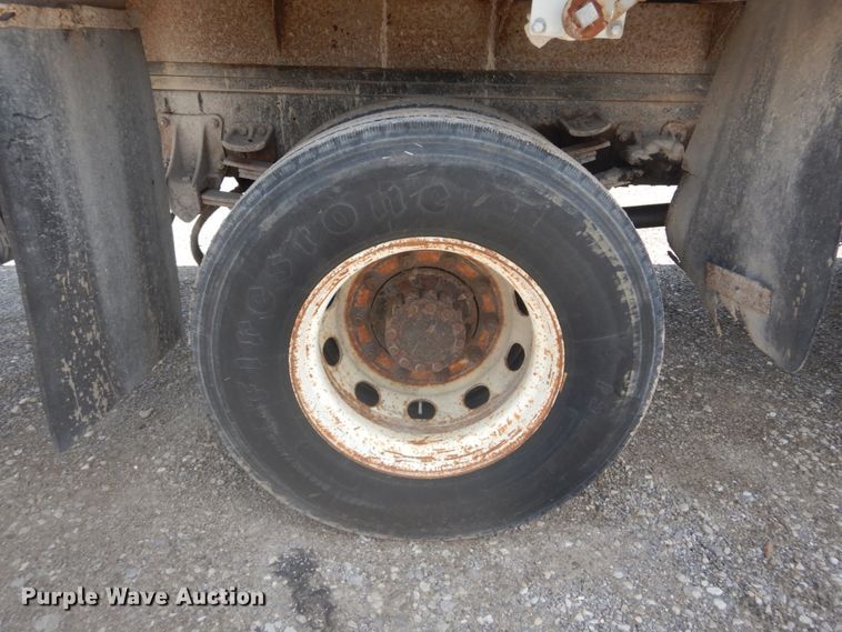 image for item DH5118 1991 Chevrolet Tiltmaster  dump truck