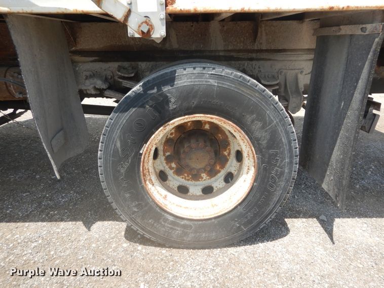 image for item DH5118 1991 Chevrolet Tiltmaster  dump truck