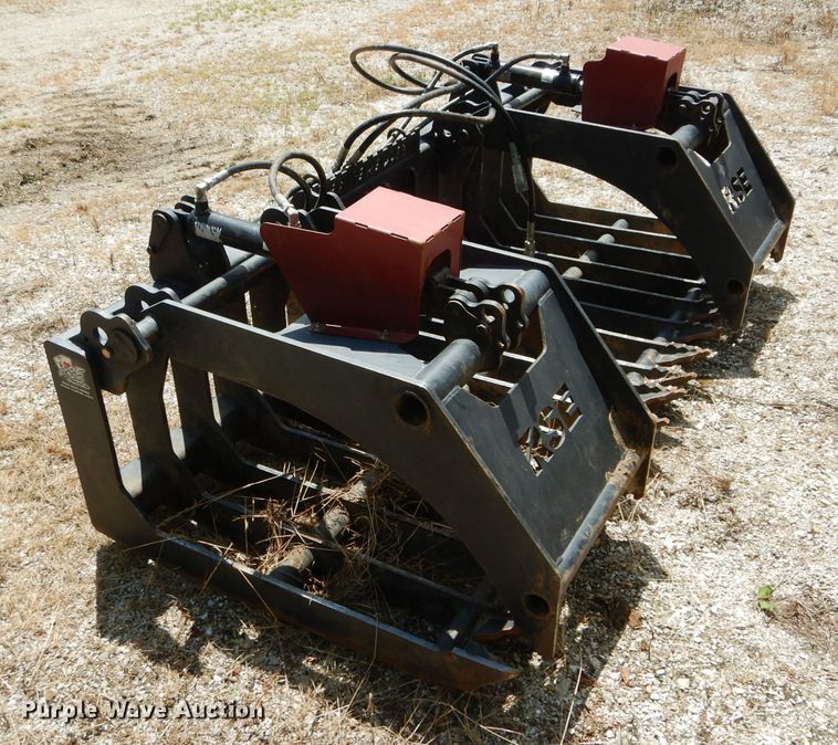 image for item DH6038 RSE 83"W skid steer grapple bucket