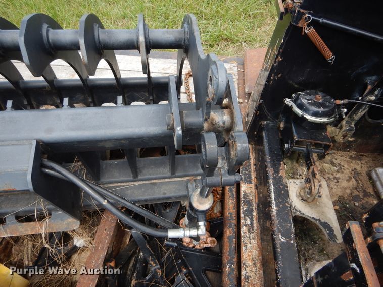 image for item DH6039 RSE 85"W skid steer grapple bucket