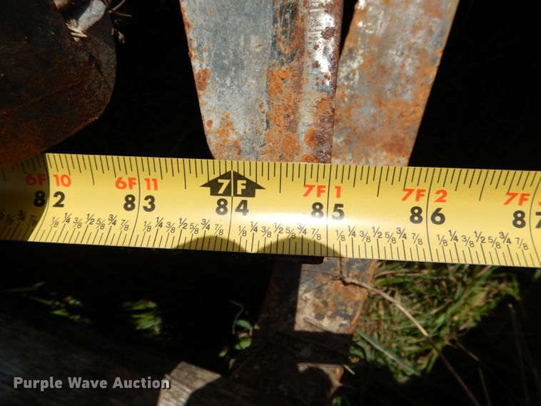 image for item DH6039 RSE 85"W skid steer grapple bucket