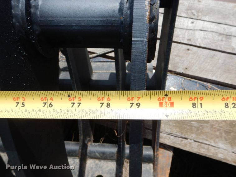 image for item DH6039 RSE 85"W skid steer grapple bucket