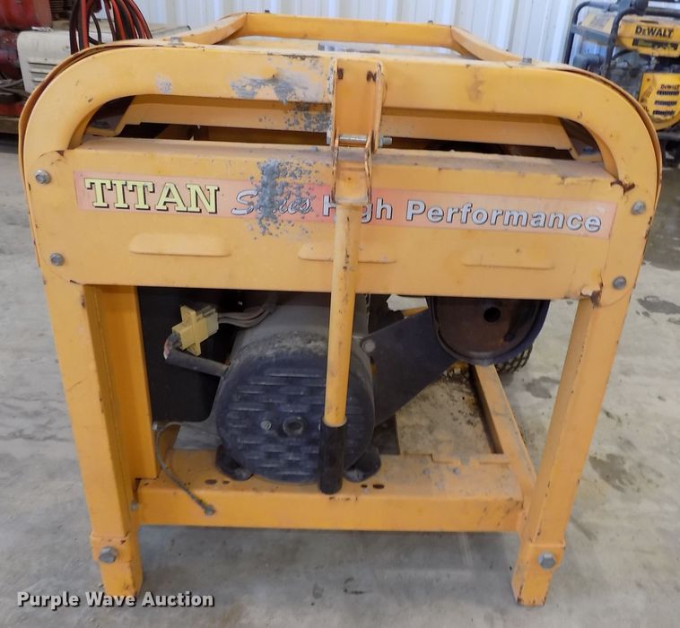 image for item DO9301 Titan Industrial generator