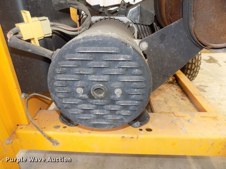 image for item DO9301 Titan Industrial generator