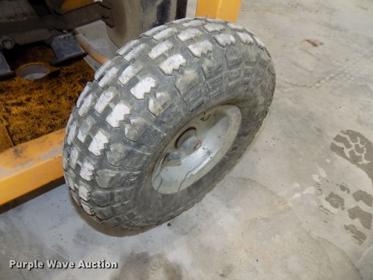 image for item DO9301 Titan Industrial generator