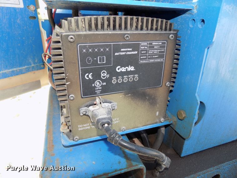 image for item DO9302 2007 Genie GR20  vertical lift