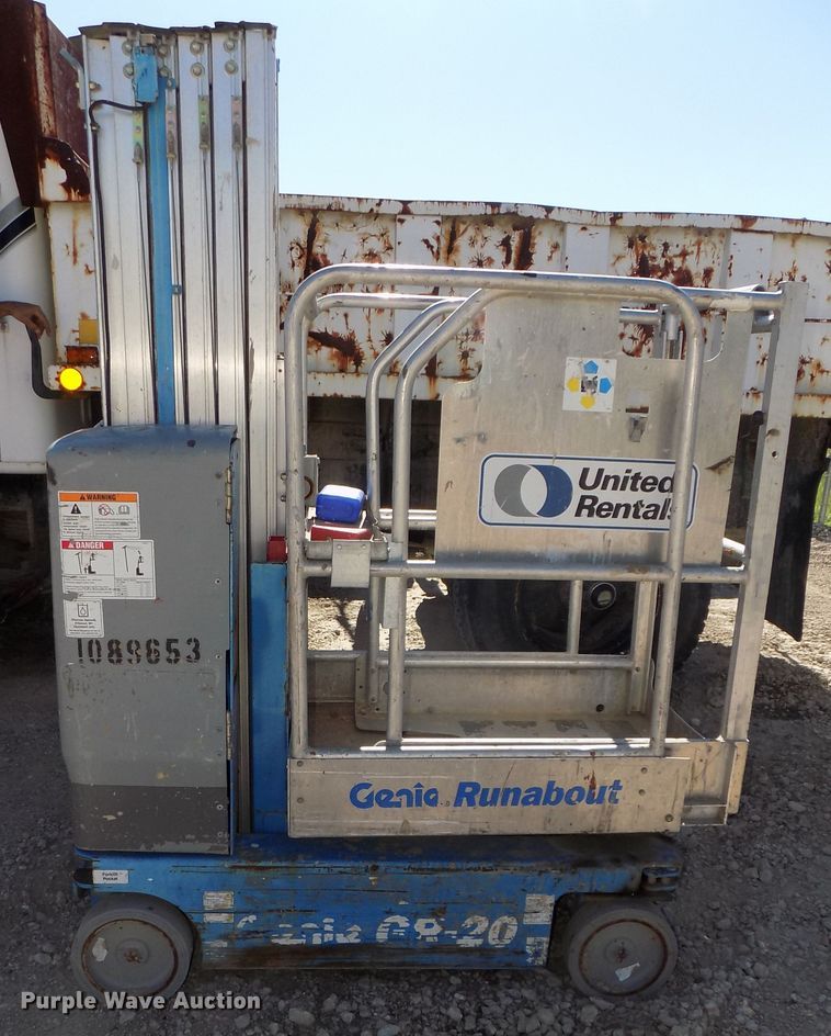 image for item DO9303 2009 Genie GR20 vertical lift