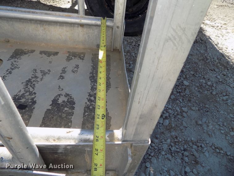 image for item DO9303 2009 Genie GR20 vertical lift