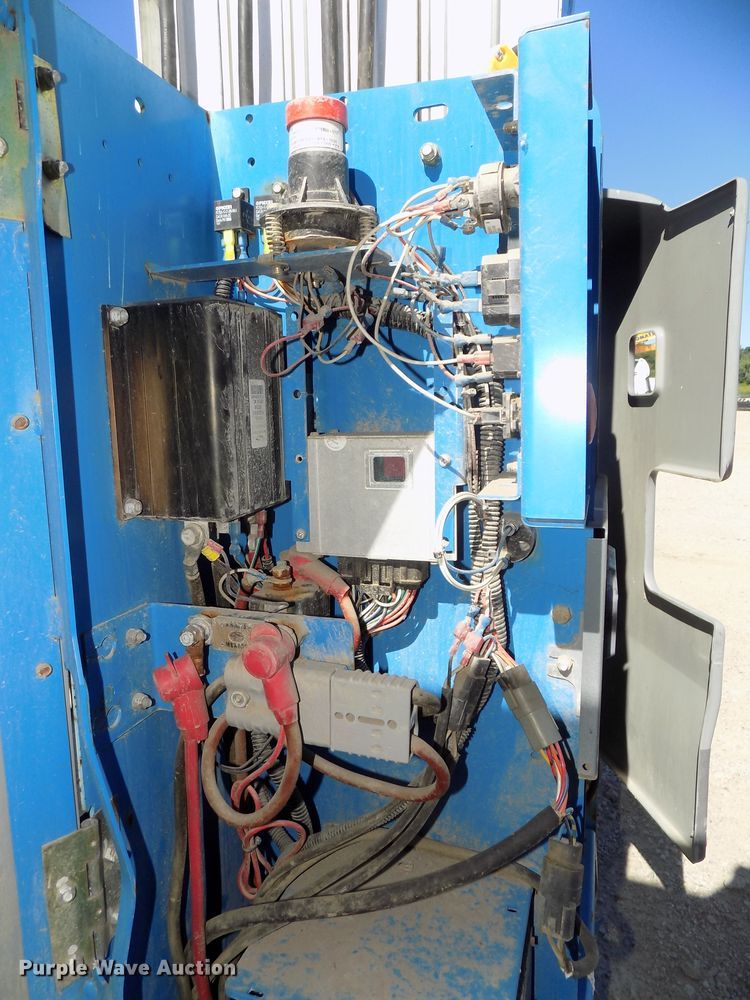 image for item DO9303 2009 Genie GR20 vertical lift