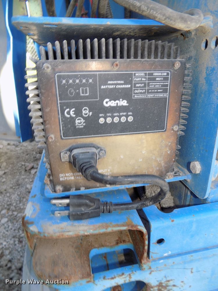 image for item DO9303 2009 Genie GR20 vertical lift