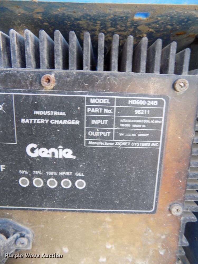 image for item DO9303 2009 Genie GR20 vertical lift