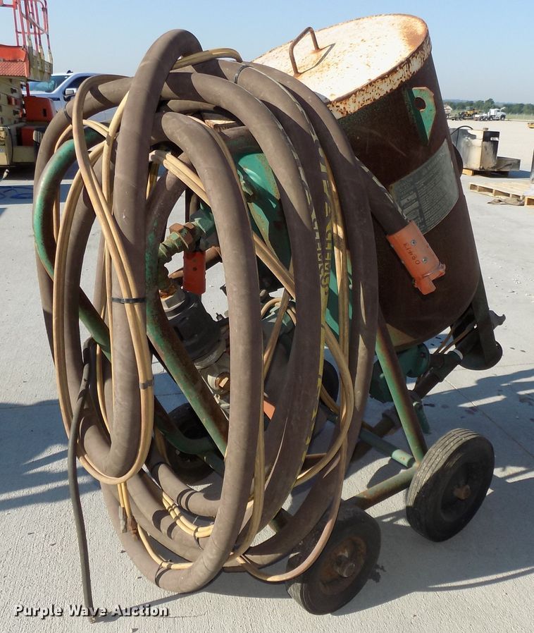 image for item DO9313 1994 Clemco 2020 sand blaster