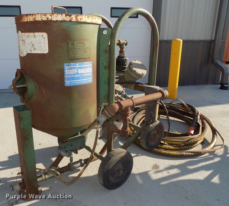 image for item DO9313 1994 Clemco 2020 sand blaster