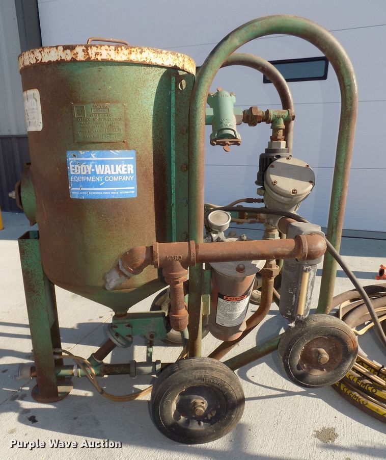 image for item DO9313 1994 Clemco 2020 sand blaster