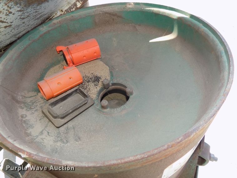 image for item DO9313 1994 Clemco 2020 sand blaster