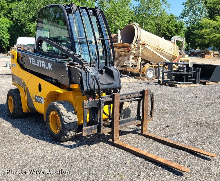 image for item EL9826 JCB 30D Teletruk  telehandler