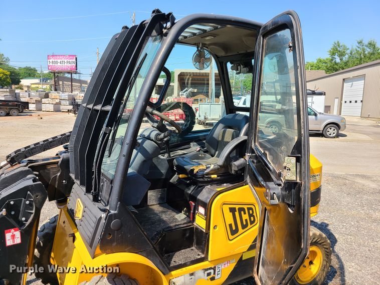 image for item EL9826 JCB 30D Teletruk  telehandler