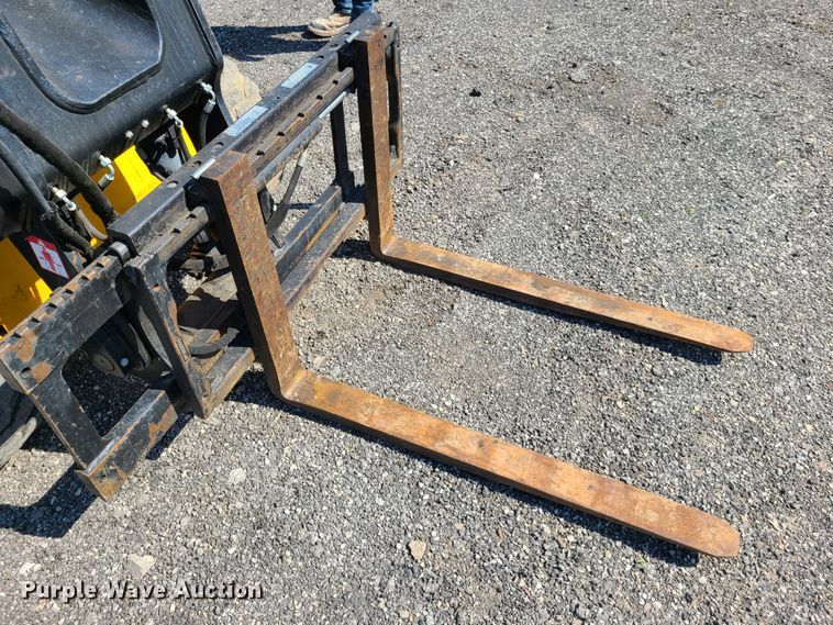 image for item EL9826 JCB 30D Teletruk  telehandler