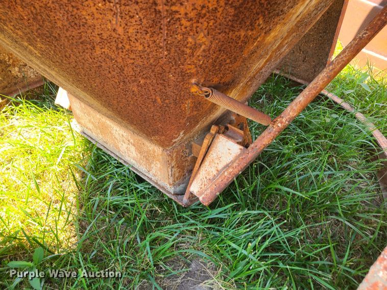 image for item EL9839 Gar-Bro concrete bucket