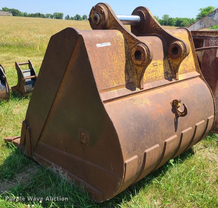 image for item EL9840 68"W excavator bucket