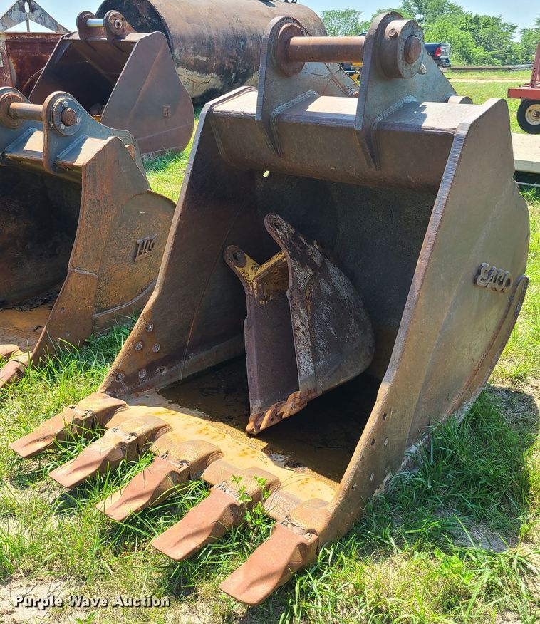 image for item EL9846 Esco 48"W excavator bucket