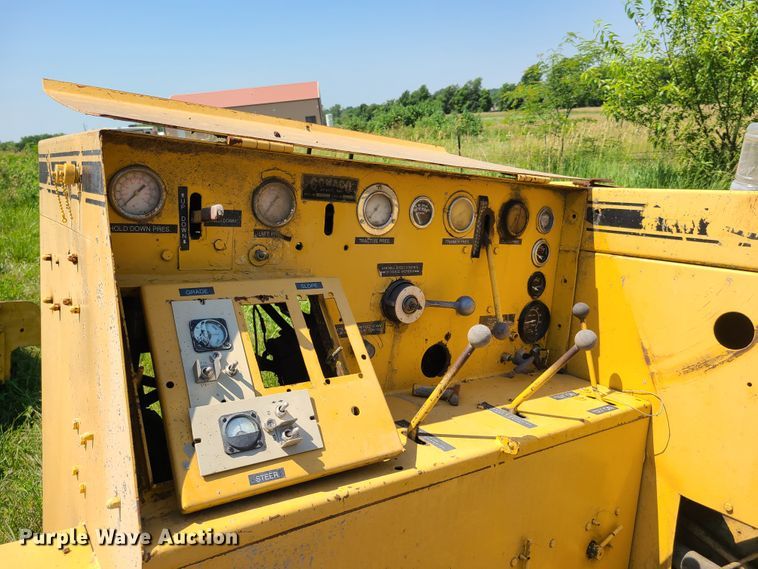 image for item EL9851 Gomaco GT6000 90 paver parts