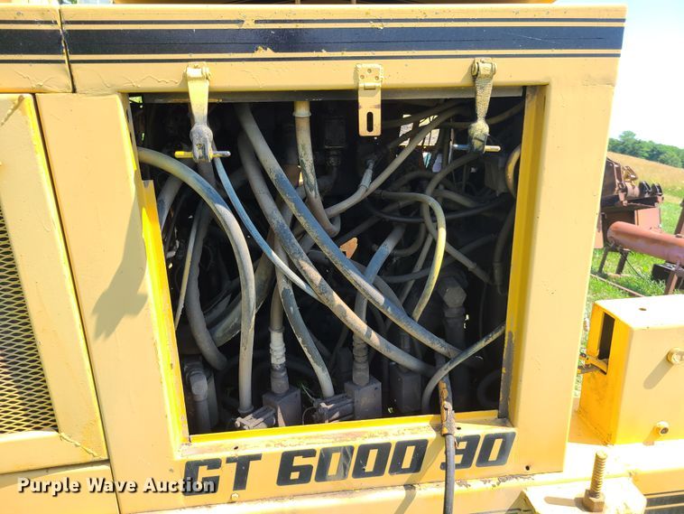 image for item EL9851 Gomaco GT6000 90 paver parts