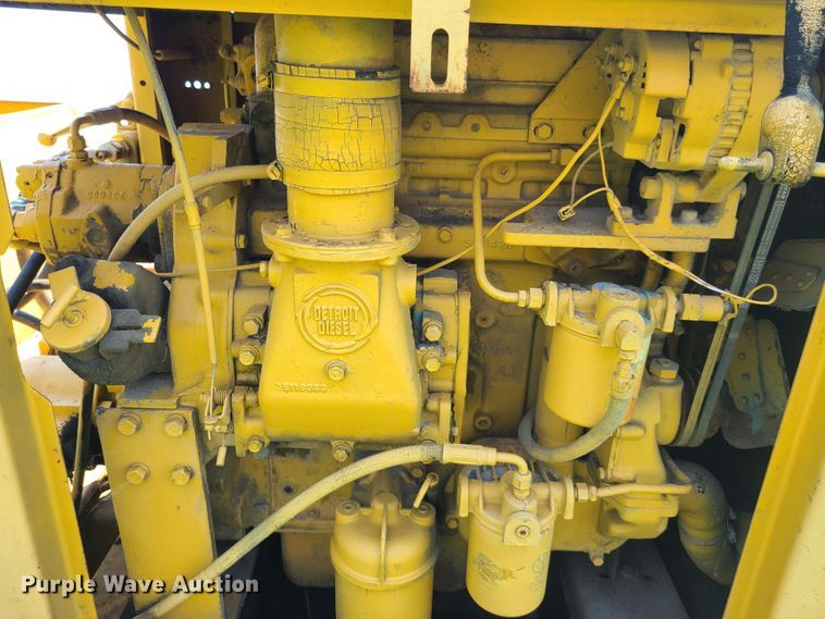 image for item EL9851 Gomaco GT6000 90 paver parts